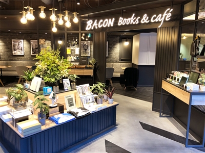 BACON Books��cafe